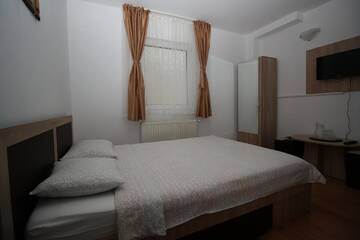Фото номера Бюджетный двухместный номер с 1 кроватью Гостевой дом Pension Sinaia - Casa Ta г. Синая 3