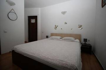 Фото номера Люкс с 1 спальней Гостевой дом Pension Sinaia - Casa Ta г. Синая 5