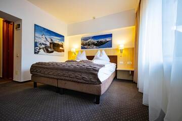 Фото номера Люкс с видом на горы Отель Hotel Pestera Cota 1610 г. Синая 2