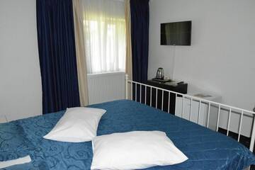 Фото номера Двухместный номер с 1 кроватью Отель Hotel Green Palace г. Синая 20