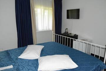 Фото номера Двухместный номер с 1 кроватью Отель Hotel Green Palace г. Синая 7