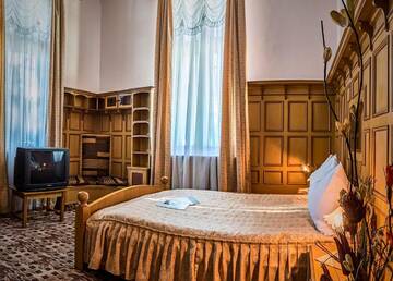 Фото номера Улучшенная вилла Виллы Olala Vila Sinaia г. Синая 42