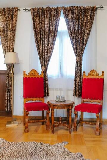 Фото номера Номер Делюкс с кроватью размера &quot;queen-size&quot; и балконом Гостевой дом Casa Natalia Boutique Villa г. Синая 5