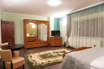 Фото номера Вилла с 3 спальнями Виллы Vila Elisabeta г. Синая 9