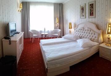 Фото номера Двухместный номер с 1 кроватью Отель Hotel Carpathia г. Синая 8