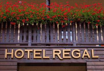 Фото Апарт-отели Hotel Regal Sinaia г. Синая 2