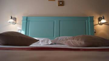 Фото номера Стандартный двухместный номер с 1 кроватью Отель Hotel Bastion г. Синая 13