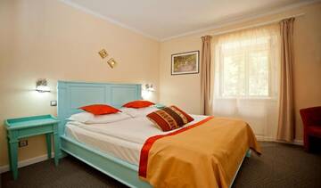 Фото номера Стандартный двухместный номер с 1 кроватью Отель Hotel Bastion г. Синая 20
