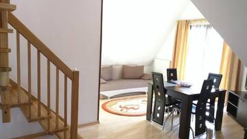 Фото номера Апартаменты с 1 спальней - Мансарда Апарт-отели Hotel Silvia Apart Sinaia г. Синая 4