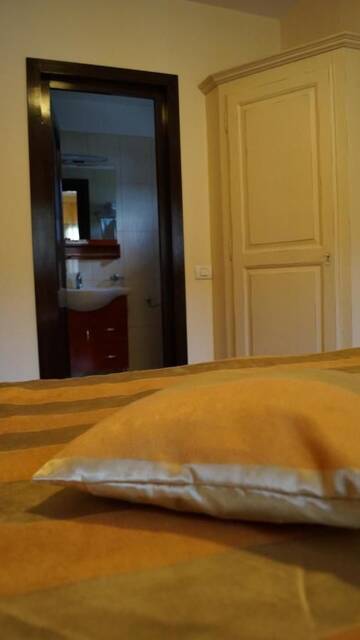 Фото номера Люкс с 1 спальней Отель Hotel Bucegi г. Синая 2