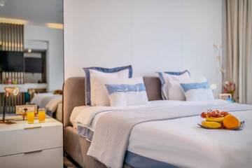 Фото номера Новый семейный люкс с видом на горы Отель Hotel Sinaia г. Синая 5