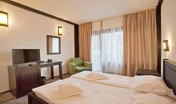 Фото номера Двухместный номер с 1 кроватью Отель Hotel Regina г. Синая 2