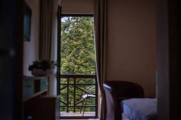 Фото номера Двухместный номер с 1 кроватью или 2 отдельными кроватями Отель Hotel Marami г. Синая 70