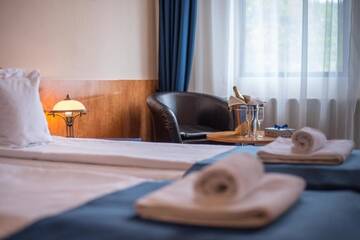 Фото номера Двухместный номер с 1 кроватью или 2 отдельными кроватями Отель Hotel Marami г. Синая 40