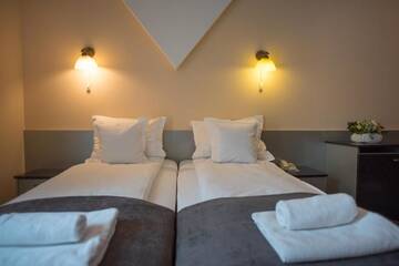 Фото номера Двухместный номер с 1 кроватью или 2 отдельными кроватями Отель Hotel Marami г. Синая 58