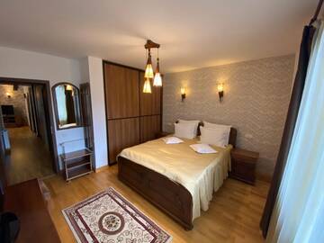 Фото номера Апартаменты с 2 спальнями - первый этаж Гостевой дом Pension Carmen`s Mansion A г. Синая 4